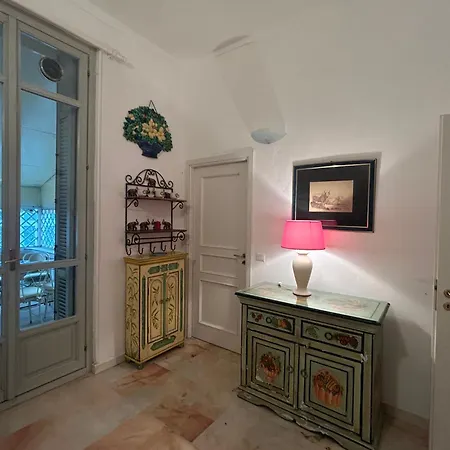 Apartment Marta - A 50 M De La *