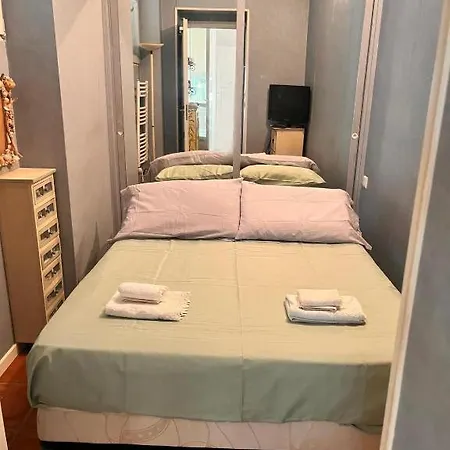 Marta - A 50 M De La Apartment Menton